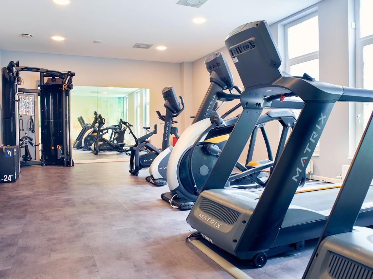 Vila Vita Rosenpark Marburg Экстерьер фото A gym in a hotel